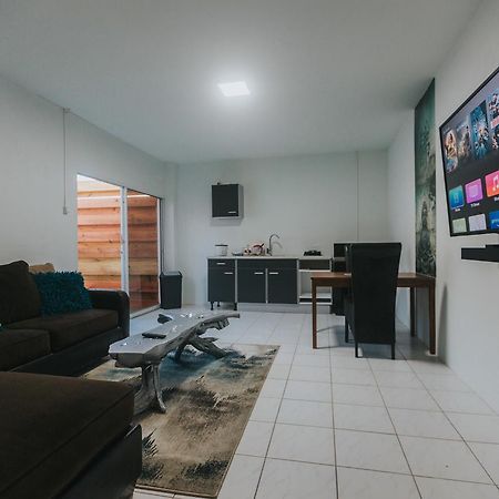 Buddha Studios Aruba شاطئ بالم المظهر الخارجي الصورة