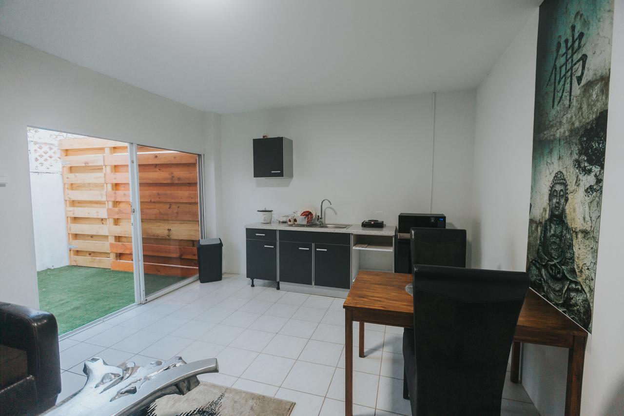 Buddha Studios Aruba شاطئ بالم المظهر الخارجي الصورة